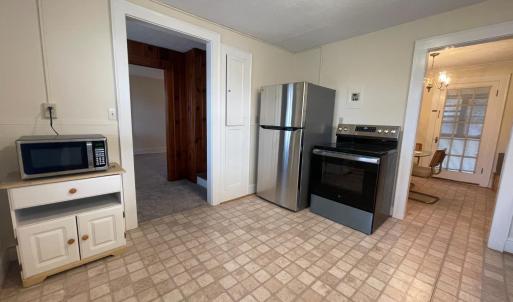 Photo #13 of 1008 Hampton Avenue, Bedford, VA