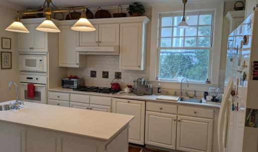 Photo #4 of 333 Woodland Avenue, Lynchburg, VA 1.9 acres