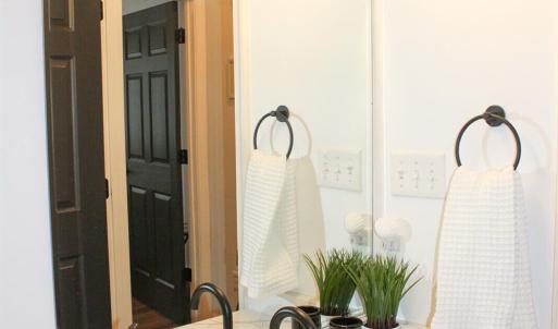 Photo #35 of 1019 Mariners Way, Huddleston, VA