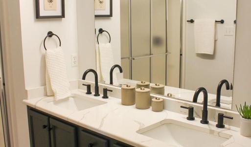 Photo #26 of 1019 Mariners Way, Huddleston, VA