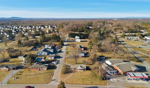 Photo #29 of 318 Wyatt Circle, Evington, VA 0.5 acres