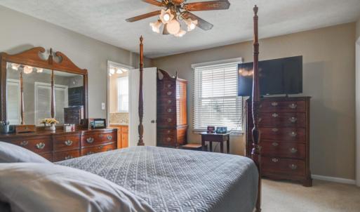 Photo #12 of 211 Robin Drive, Lynchburg, VA 0.4 acres