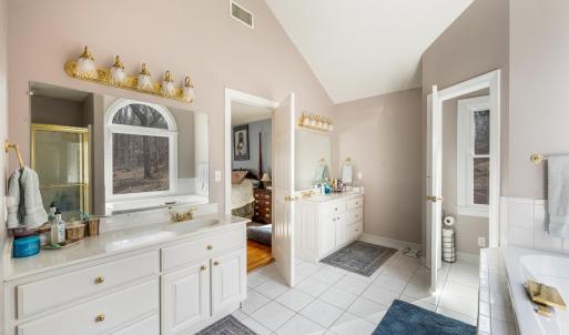 Photo #33 of 1509 Tolley Meadow Road, Big Island, VA 30.8 acres