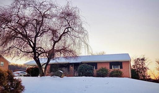 Photo #1 of 1124 Roundtree Drive, Bedford, VA 0.5 acres