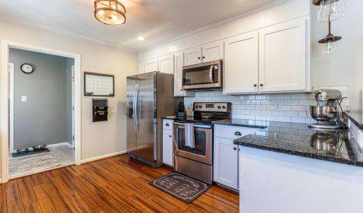 Photo #12 of 124 Walton Drive, Appomattox, VA 0.5 acres