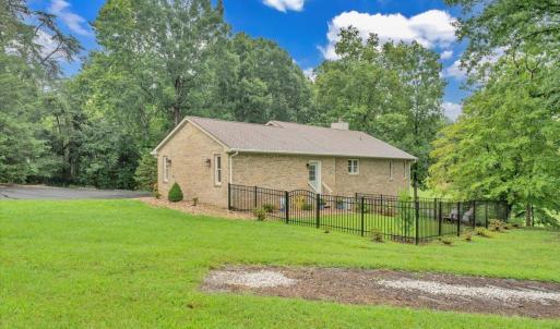 Photo #4 of 1037 Whitetail Drive, Huddleston, VA 1.5 acres