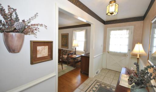 Photo #2 of 212 Chesterfield Road, Lynchburg, VA 0.5 acres