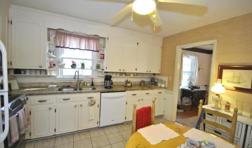 Photo #10 of 212 Chesterfield Road, Lynchburg, VA 0.5 acres