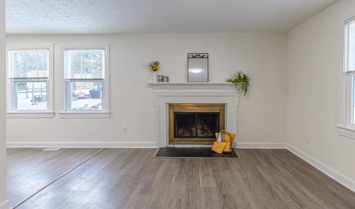 Photo #4 of 1419 Broad Street, Altavista, VA 0.3 acres