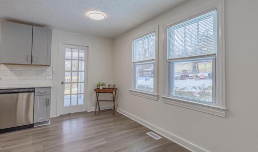 Photo #5 of 1419 Broad Street, Altavista, VA 0.3 acres