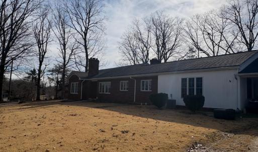 Photo #4 of 111 Oaklawn Terrace, Gretna, VA 5.2 acres