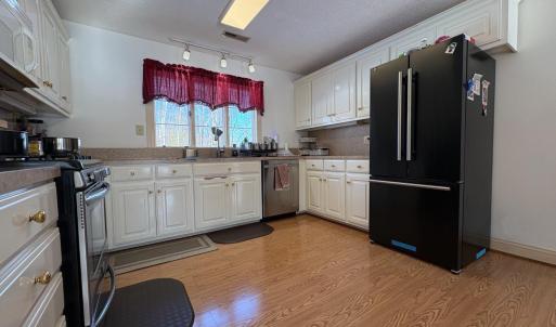 Photo #15 of 111 Oaklawn Terrace, Gretna, VA 5.2 acres