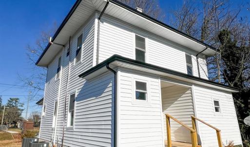 Photo #2 of 2220 Fort Avenue, Lynchburg, VA 0.2 acres