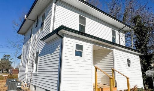 Photo #35 of 2220 Fort Avenue, Lynchburg, VA 0.2 acres