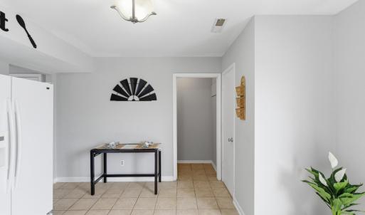 Photo #19 of 12 Nags Head, Lynchburg, VA