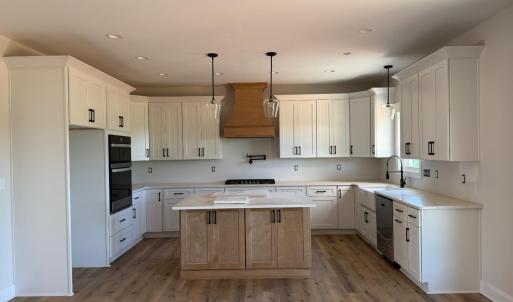Photo #5 of 1070 Bradford Crossing Place, Goode, VA 0.7 acres