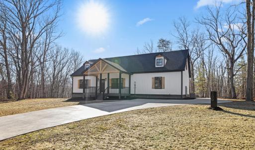 Photo #7 of 200 Saunders Point Road, Huddleston, VA 0.5 acres