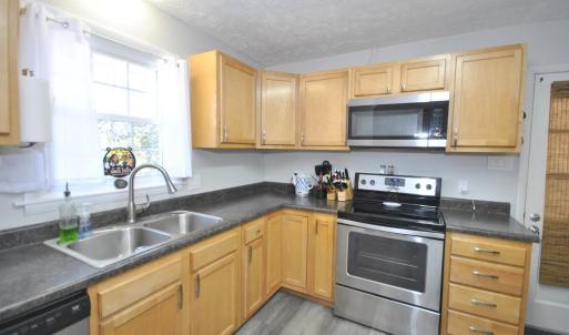 Photo #14 of 215 Deerwood Drive, Lynchburg, VA 0.4 acres