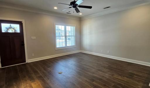 Photo #4 of 220 Meridian Street, Lynchburg, VA