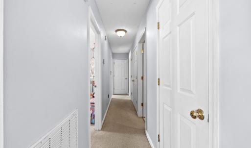 Photo #12 of 2305 Smith Mountain Lake Parkway, Huddleston, VA 1.0 acres