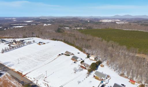 Photo #31 of 2305 Smith Mountain Lake Parkway, Huddleston, VA 1.0 acres