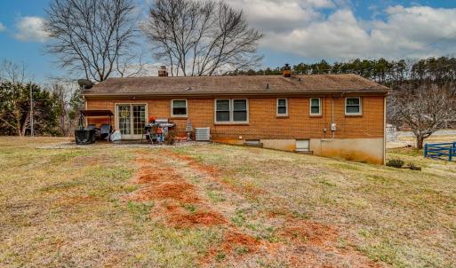 Photo #45 of 7143 Gladys Road, Altavista, VA 0.8 acres