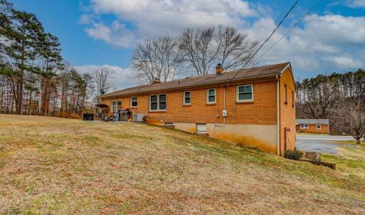 Photo #46 of 7143 Gladys Road, Altavista, VA 0.8 acres