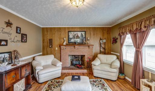 Photo #8 of 7143 Gladys Road, Altavista, VA 0.8 acres