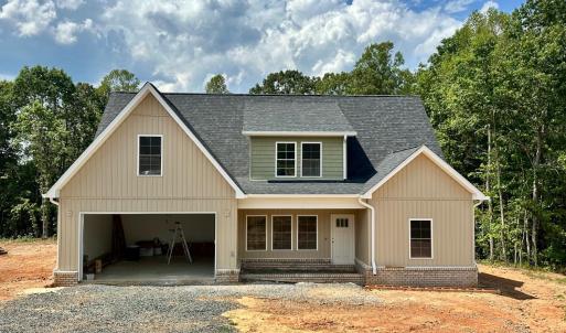 Photo #1 of 16 Somerset Drive, Appomattox, VA 1.7 acres