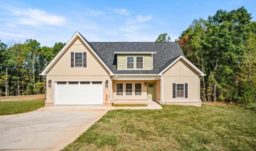 Photo #1 of 470 Somerset Drive, Appomattox, VA 1.7 acres