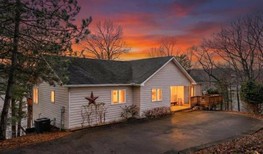 Photo #2 of 1429 Longview Estates Drive, Goodview, VA 0.9 acres