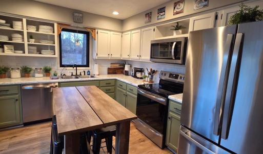 Photo #12 of 1085 Azalea Drive, Moneta, VA 0.4 acres