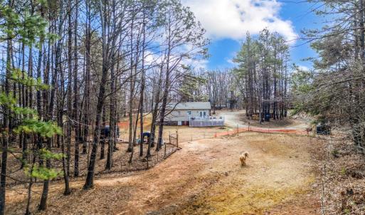Photo #34 of 3105 Horseshoe Road, Appomattox, VA 1.1 acres