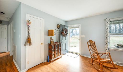 Photo #4 of 3105 Horseshoe Road, Appomattox, VA 1.1 acres