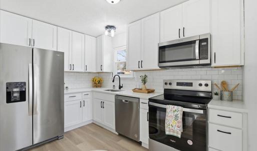 Photo #3 of 442 King St, Bedford, VA 0.1 acres