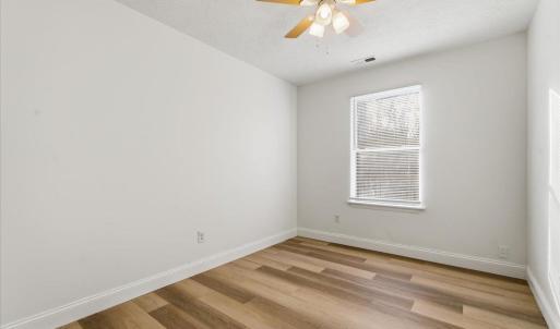 Photo #11 of 442 King St, Bedford, VA 0.1 acres