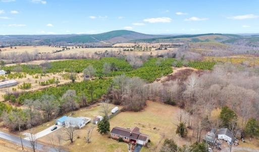 Photo #41 of 3189 Wildway Road, Appomattox, VA 1.7 acres