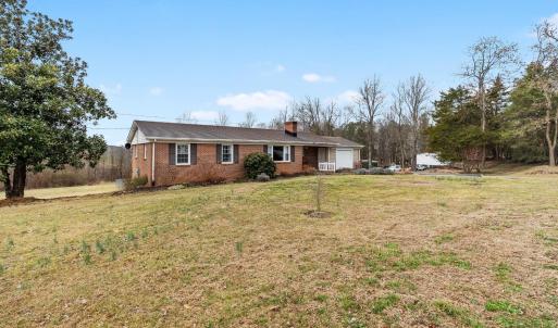 Photo #28 of 3189 Wildway Road, Appomattox, VA 1.7 acres