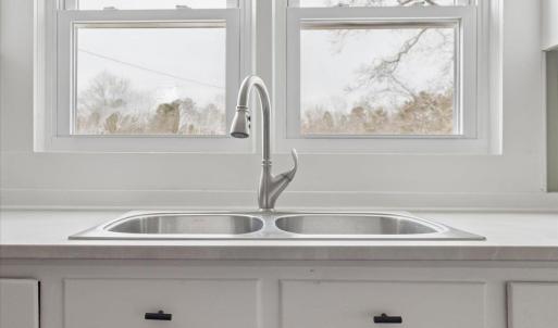 Photo #9 of 1074 Throckmorton Trail, Scottsburg, VA 1.4 acres