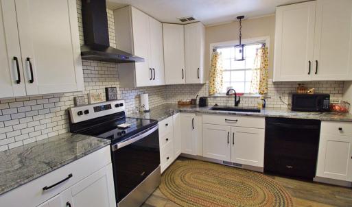 Photo #6 of 400 Woodway Drive, Lynchburg, VA 0.4 acres