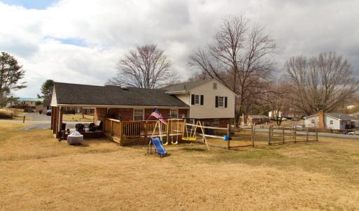Photo #3 of 400 Woodway Drive, Lynchburg, VA 0.4 acres