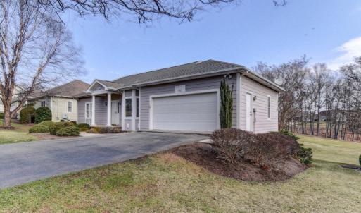 Photo #35 of 1052 8th Fairway Lane, Huddleston, VA 0.3 acres