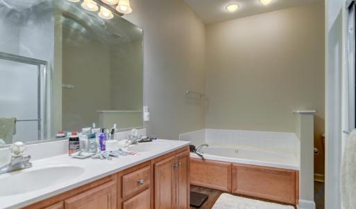 Photo #20 of 1052 8th Fairway Lane, Huddleston, VA 0.3 acres