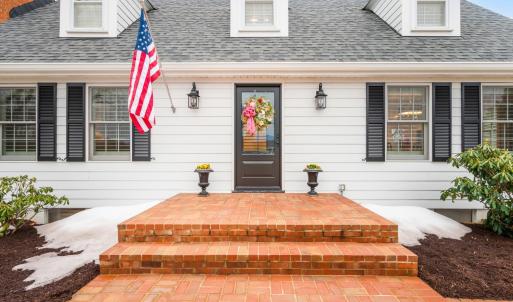 Photo #2 of 1726 Three Otters Road, Bedford, VA 1.0 acres