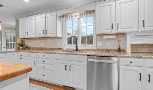 Photo #13 of 1305 Summerpark Drive, Forest, VA 1.0 acres