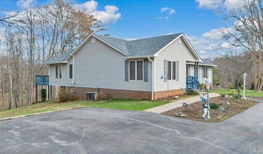 Photo #5 of 103 Glenn Haven Terrace, Goode, VA 10.9 acres