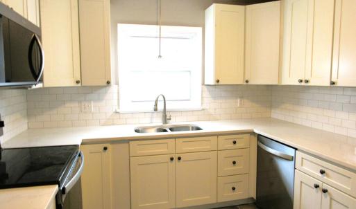 Photo #10 of 207 Martins Lane, Madison Heights, VA 0.4 acres