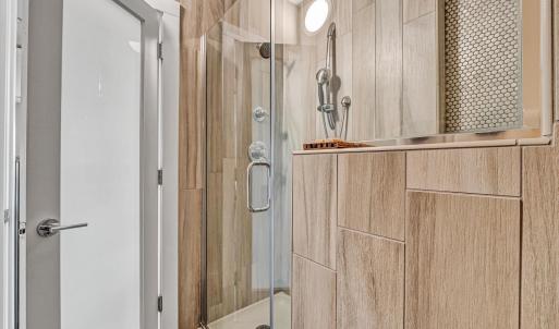 Photo #37 of 1245 Graves Harbor Trail, Huddleston, VA