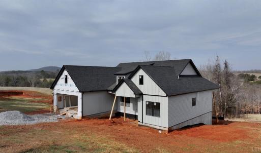 Photo #4 of 9726 LEESVILLE RD, Evington, VA 1.5 acres