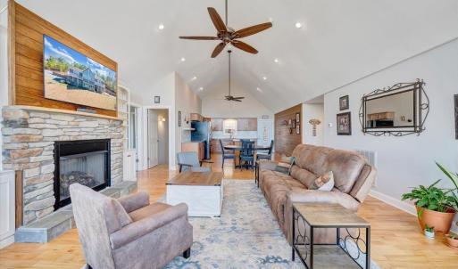 Photo #8 of 439 Gardner Farm Road, Appomattox, VA 3.6 acres